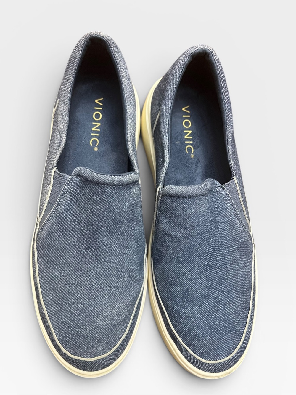 Vionic Kearny Blue Chambray Slip-On Sneaker Loafers Size 7.5